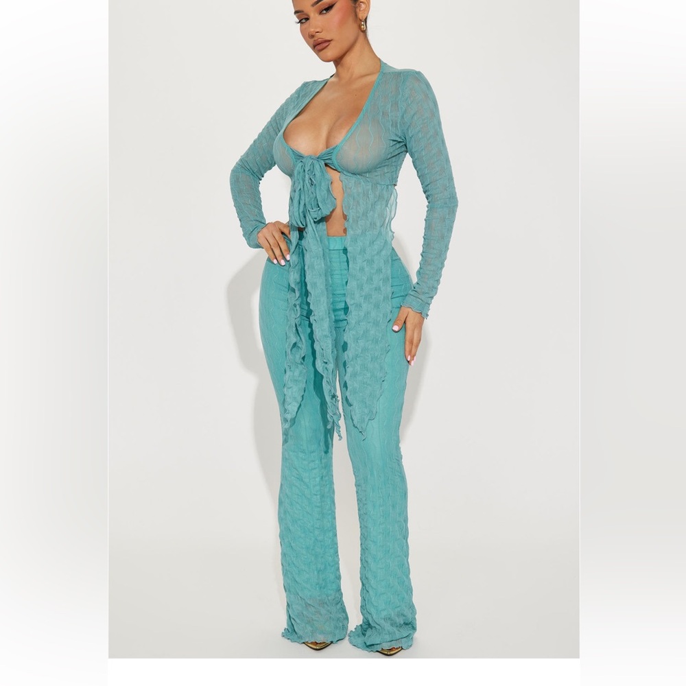 Fashion nova matching set